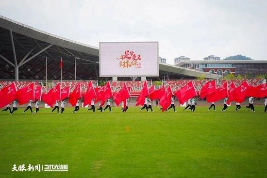 据名记TimMacMahon报道，欧文因右脚疼痛、小哈达威则因背伤、格兰特-威廉姆斯因膝盖伤势本场比赛出战成疑。